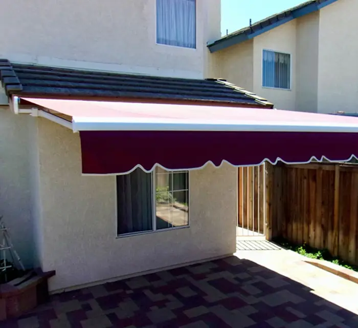 Manual & Motorized Retractable Awnings Brea, California