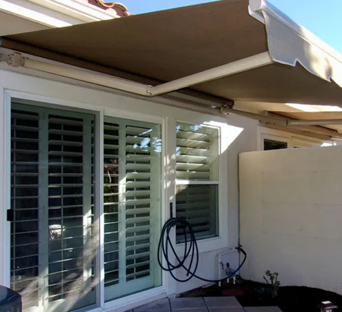 Manual & Electrical Retractable Awnings for Chino, CA