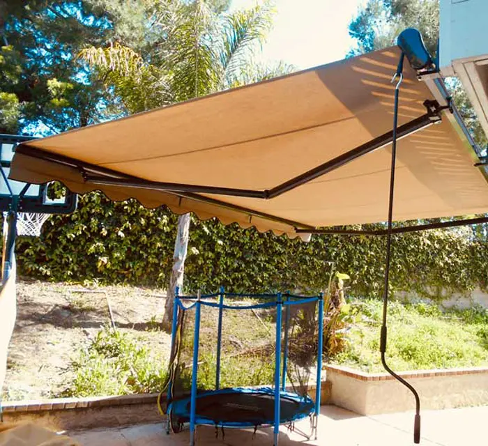 Motorized, Manual Retractable Awnings Mission Viejo, CA